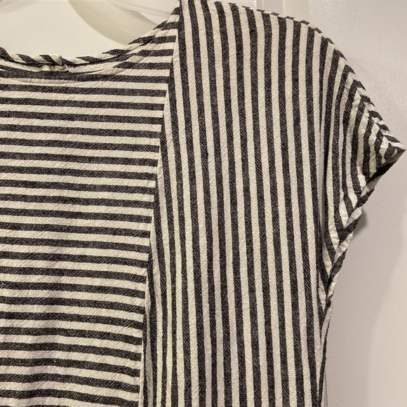 Madewell - Stripe-Play Button-Back Tee Dress - Picture 3 of 9